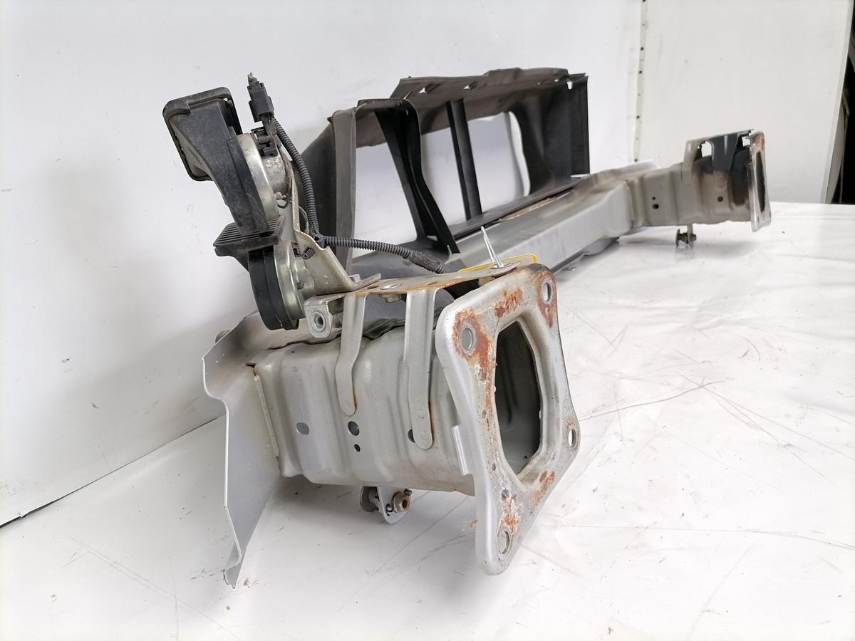 Ford Focus 3 original Tr&auml;ger Verst&auml;rkung Sto&szlig;stange Stossf&auml;nger vorn Bj.2013